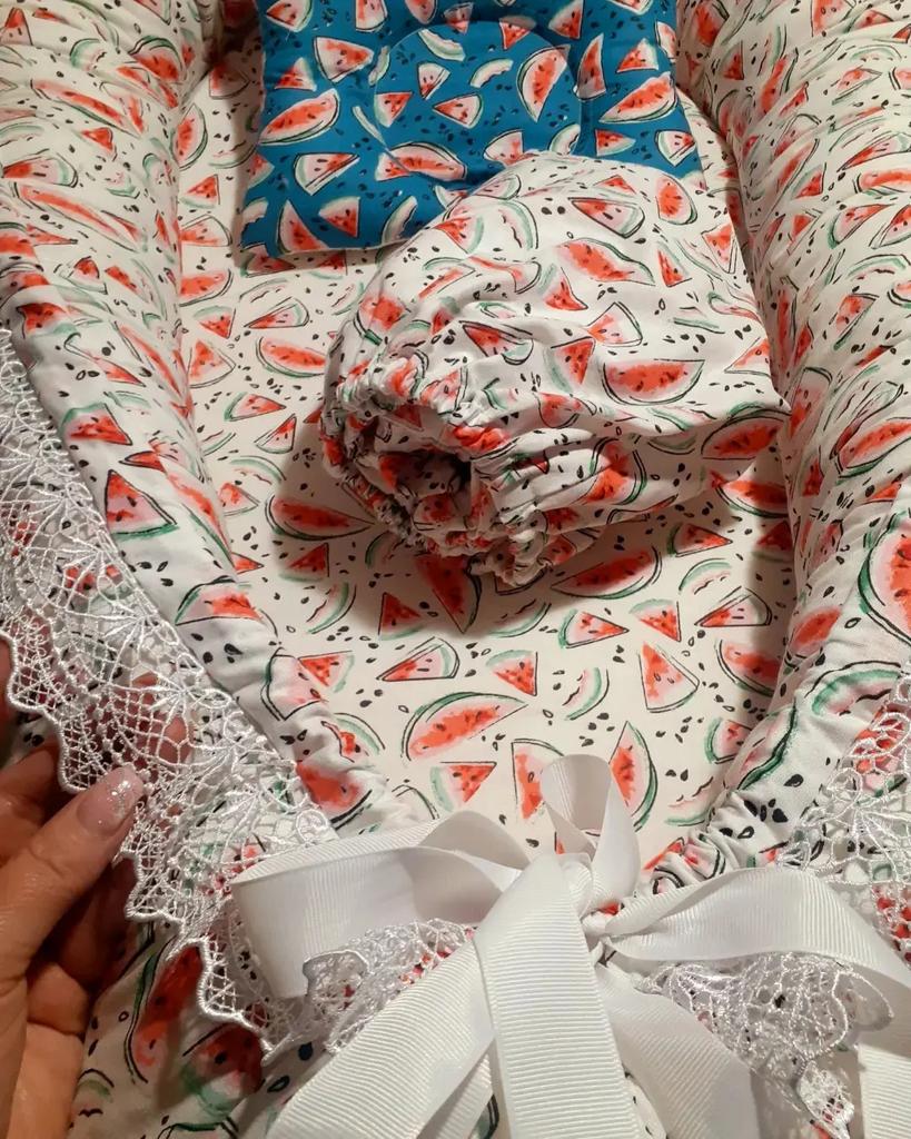 Комплекты на выписку из роддома и в кроватку