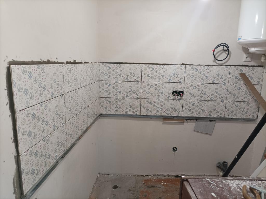 Отделочные работы укладка плитки